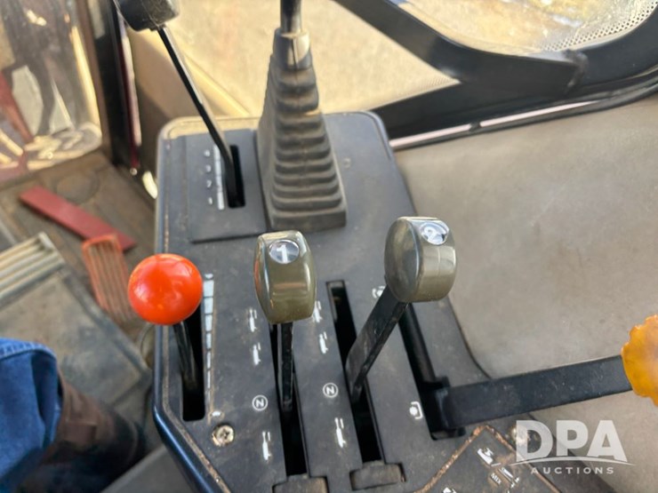 case-ih-5130-image-73