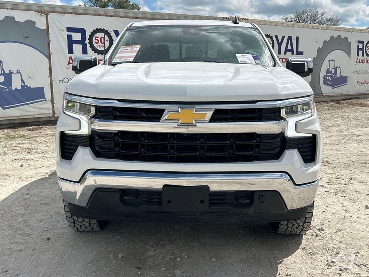 2023-chevrolet-1500-image-33