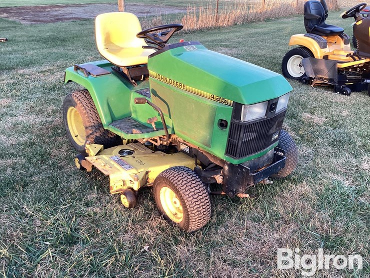 john-deere-425-image-3