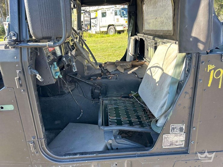 1989-am-general-m998-image-9