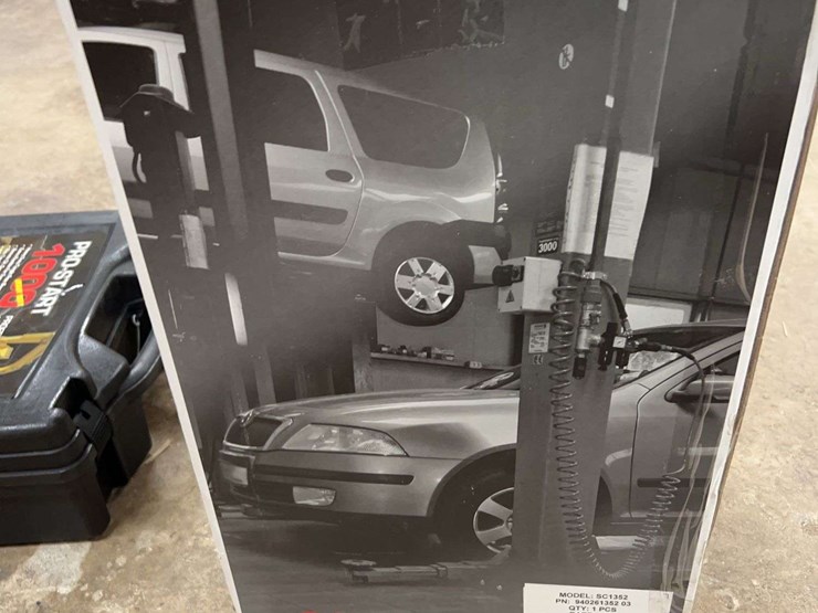 unused-schmucher-250-amp-12v-battery-charger-image-4