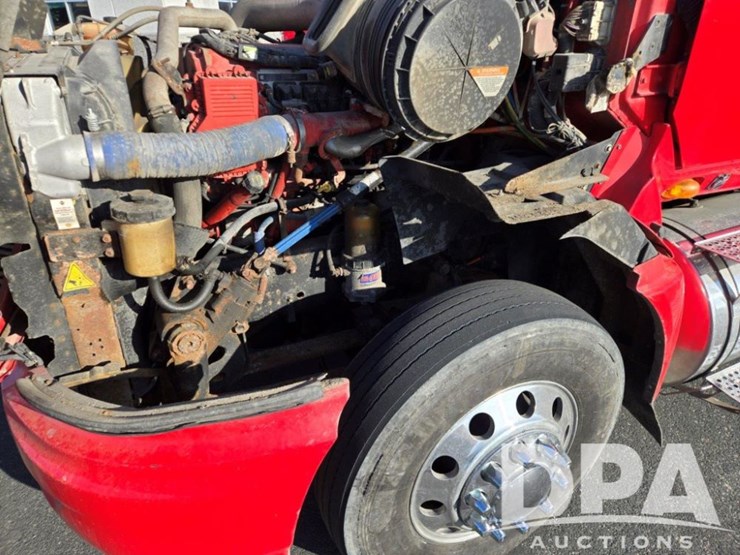 2011-international-prostar-image-17