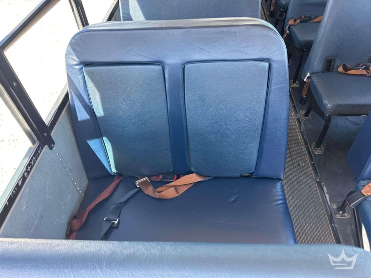 2009-ic-corporation-pb105-school-bus-image-16