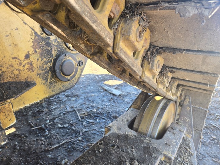 caterpillar-d4h-tsk-image-10