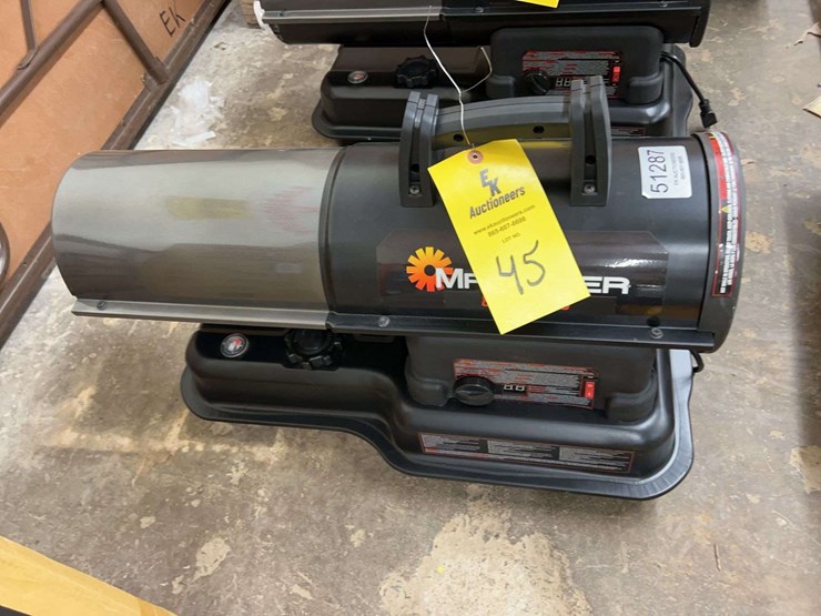 mr-heater-80000-btu-kerosene-heater-image-2