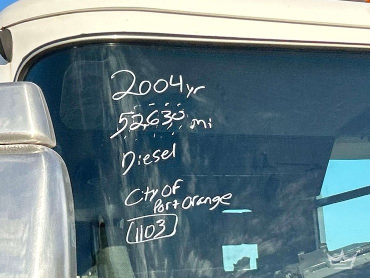 2004-pierce-tilt-crew-cab-pumper-fire-truck-image-48