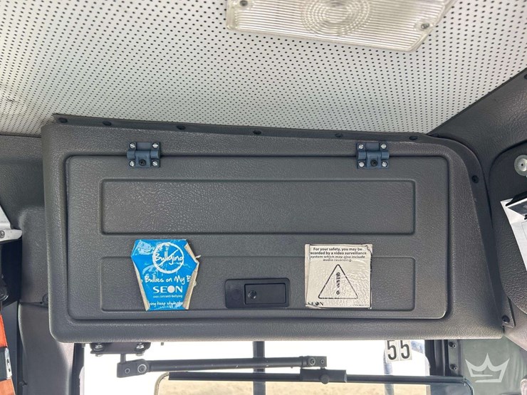 2008-freightliner-b2-image-17