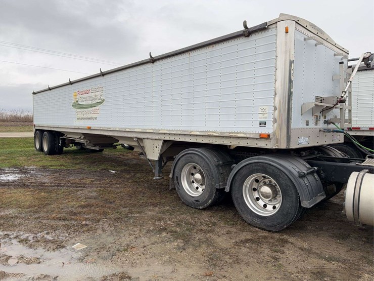 2000-wilson-ag-hopper-image-1