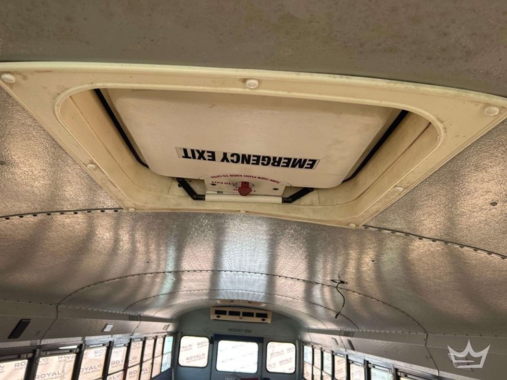 2003-ic-corporation-3000ic-school-bus-image-24