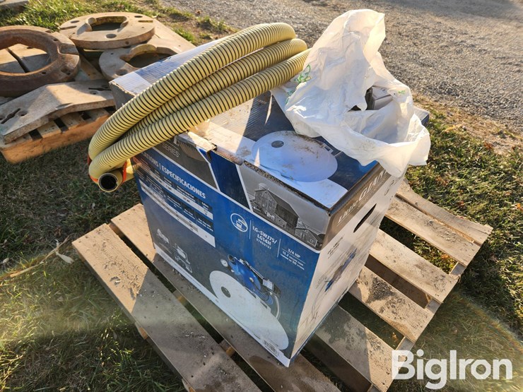 littlegiant-water-pump-w/-hose-image-5