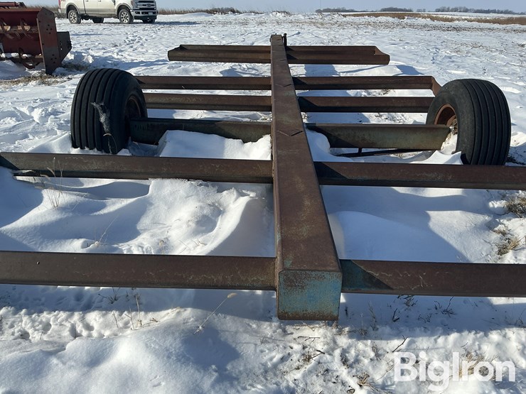 liston-welding-round-bale-trailer-image-16