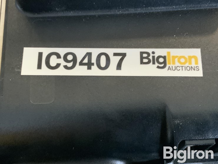 2017-case-cnh-pro-700-display-image-16