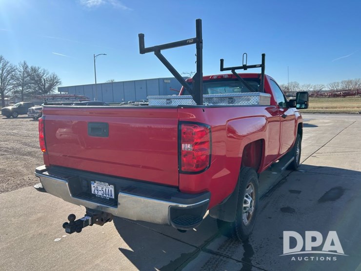 chevrolet-silverado-2500-image-7