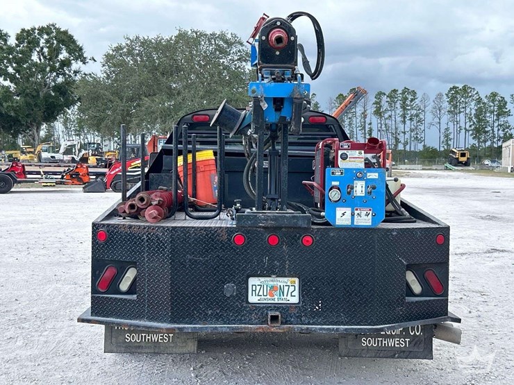 2013-ford-f450-image-39