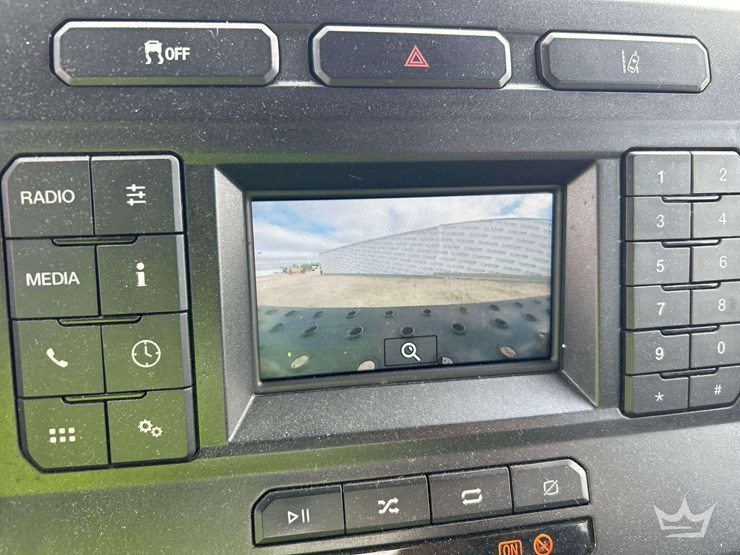 2020-ford-f250-image-17