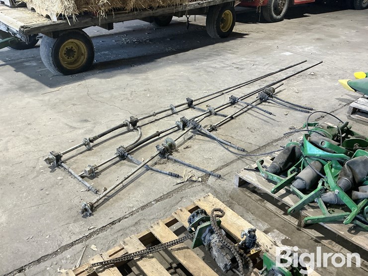 john-deere-16-image-7