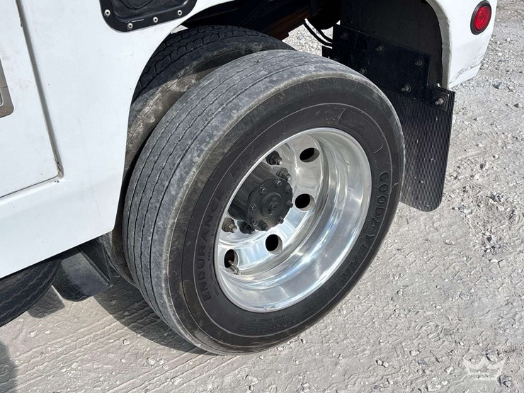 2022-dodge-ram-4500-image-35