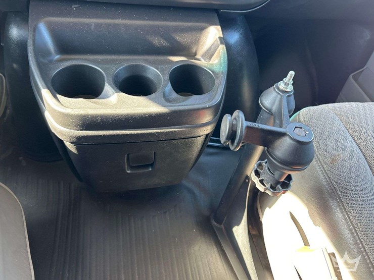 2017-chevrolet-express-2500-image-20