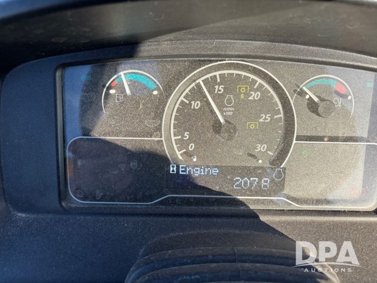 john-deere-2032r-image-55