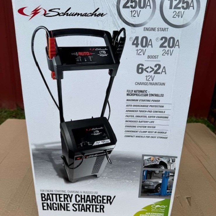 UNUSED SCHMUCHER 250 AMP 12V BATTERY CHARGER
