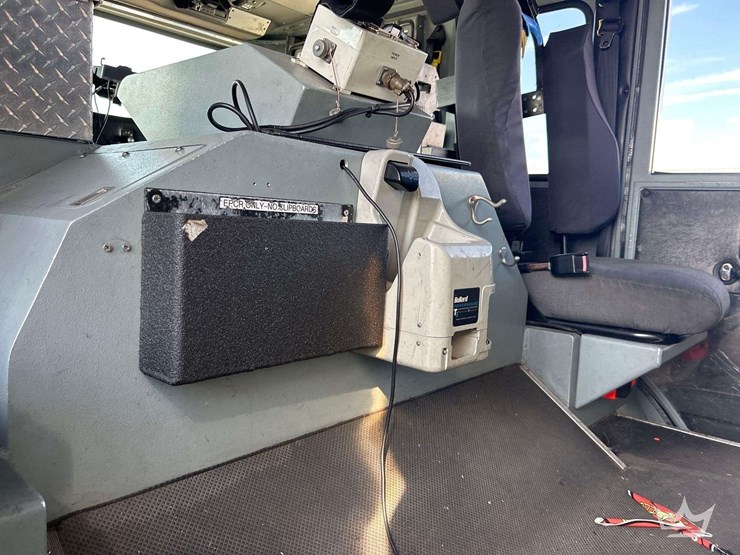 2001-pierce-spartan-model-tilt-pumper-fire-truck-image-15