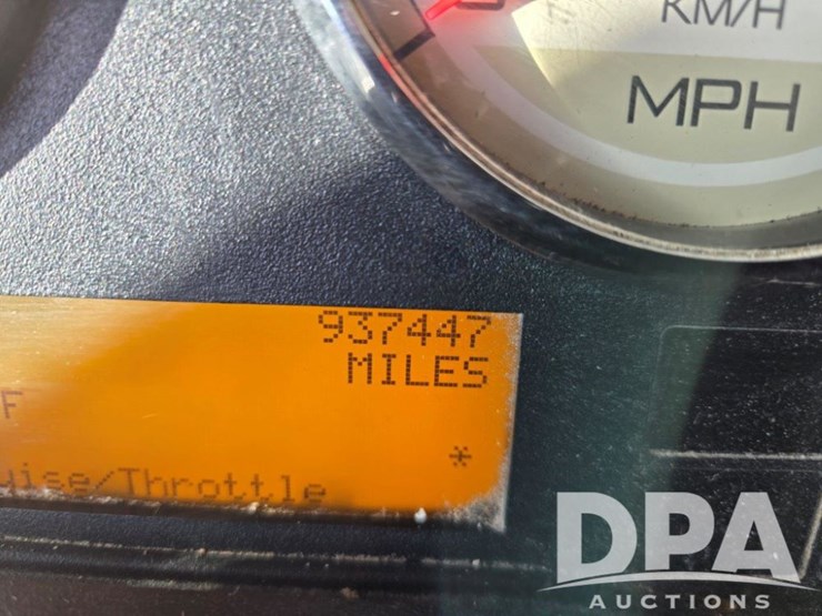 2011-international-prostar-image-35