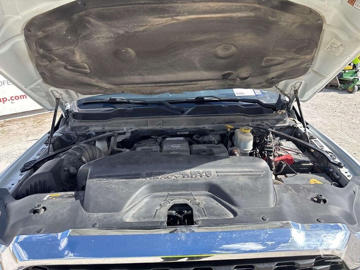 2022-dodge-ram-4500-image-21