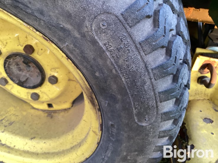 john-deere-425-image-15