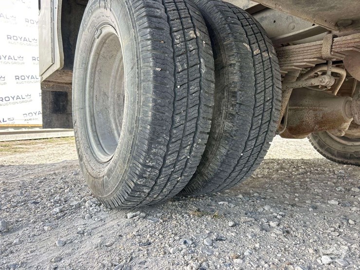 2008-ford-f350-image-28