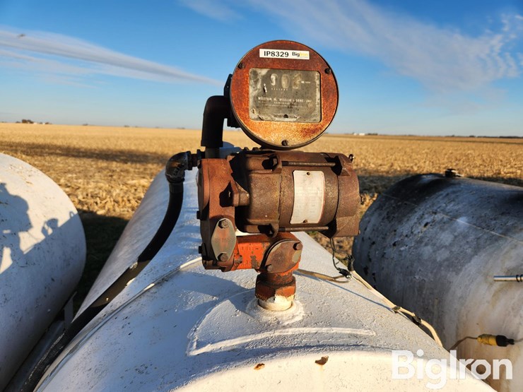 1,000-gal-fuel-tank-w/-electric-pump-image-13