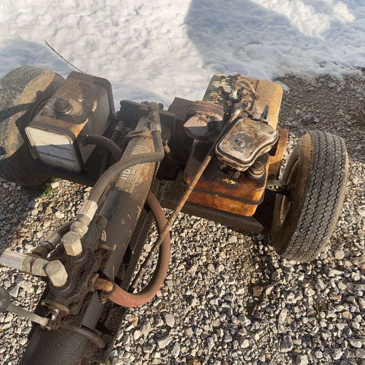 Gas Powered Log Splitter