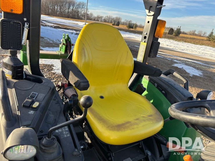 john-deere-2032r-image-46
