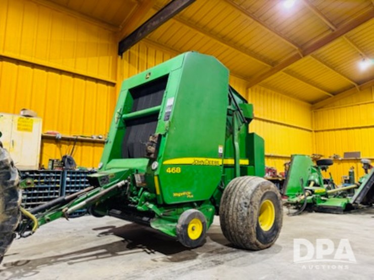 2010-john-deere-468-image-1