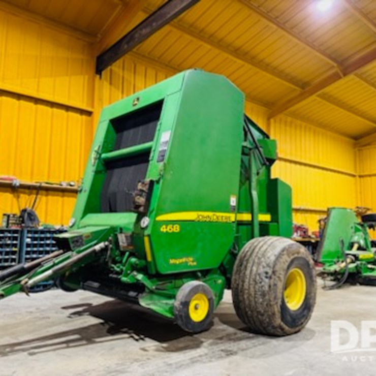2010 JOHN DEERE 468