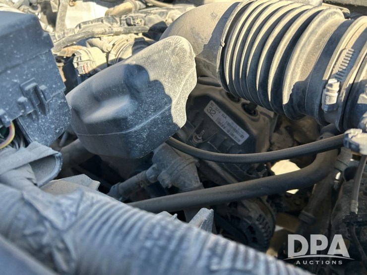 2014-ford-f150-xl-image-28