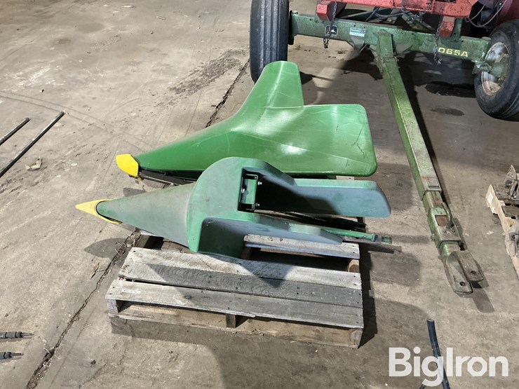 john-deere-s670-poly-snouts-image-8