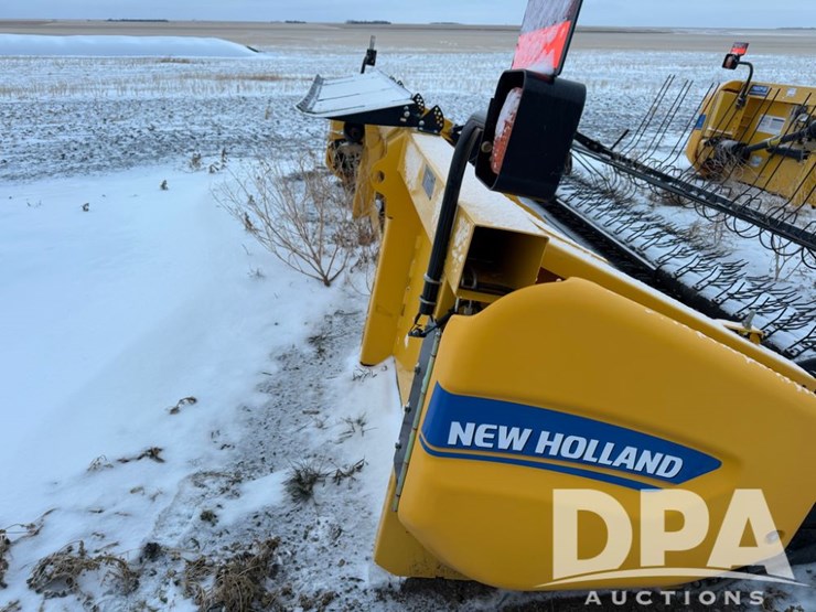 2023-new-holland-790cp-image-4