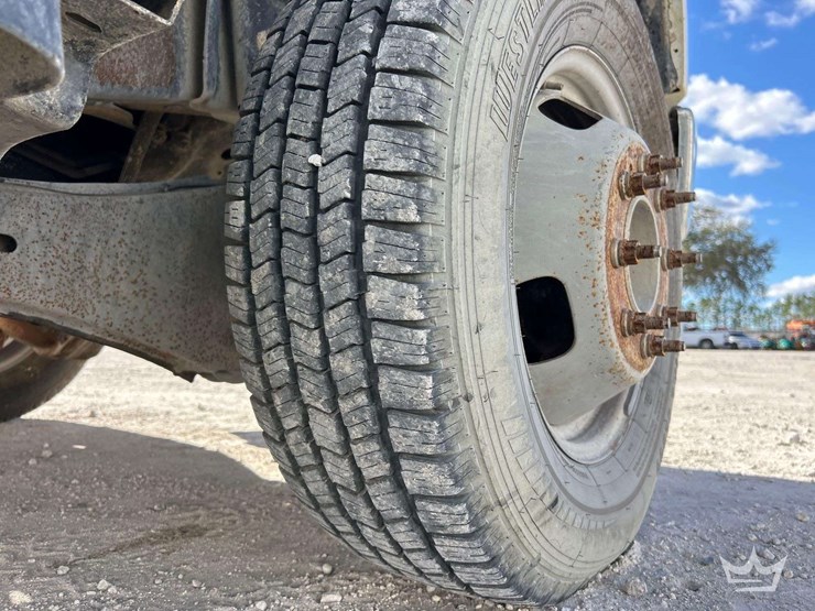 2008-ford-f350-image-27