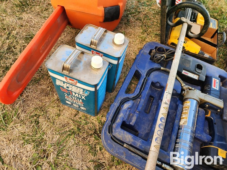 stihl-chainsaw-image-16