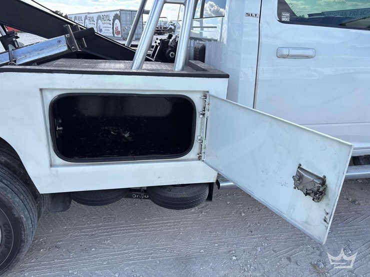 2022-dodge-ram-4500-image-19