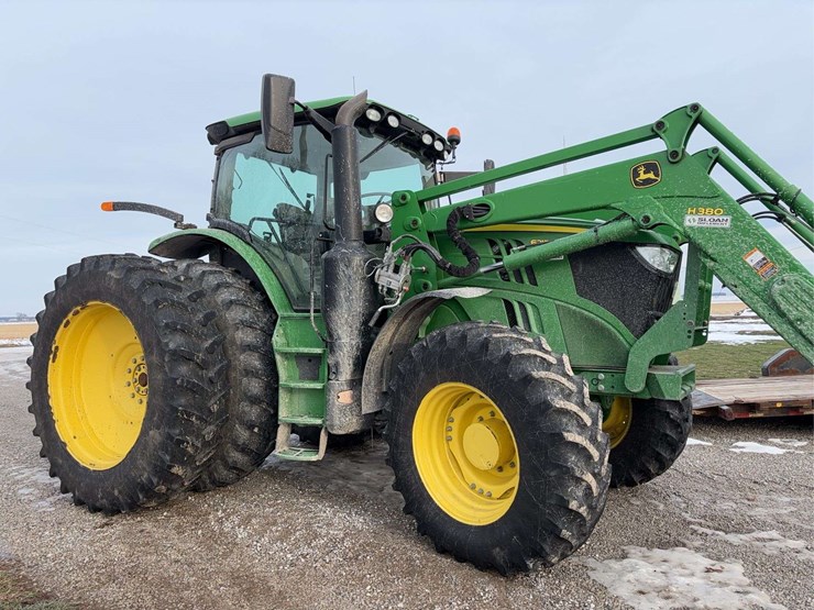 john-deere-6215r-image-8