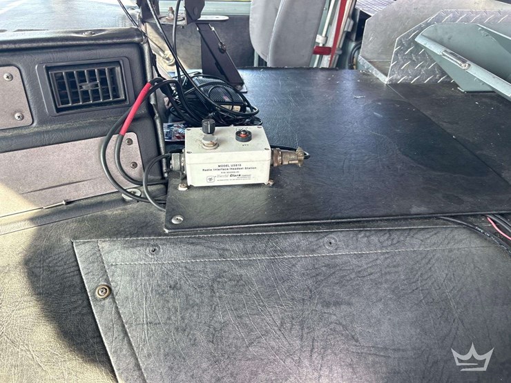 2001-pierce-spartan-model-tilt-pumper-fire-truck-image-13