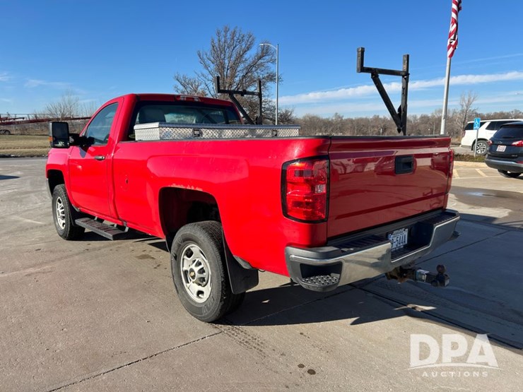 chevrolet-silverado-2500-image-5