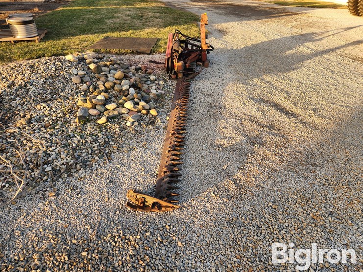 international-1300-image-4