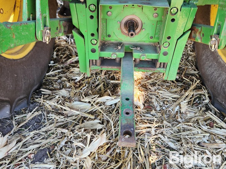 john-deere-6330-image-10