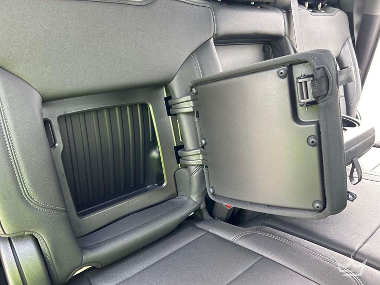 2023-chevrolet-1500-image-27