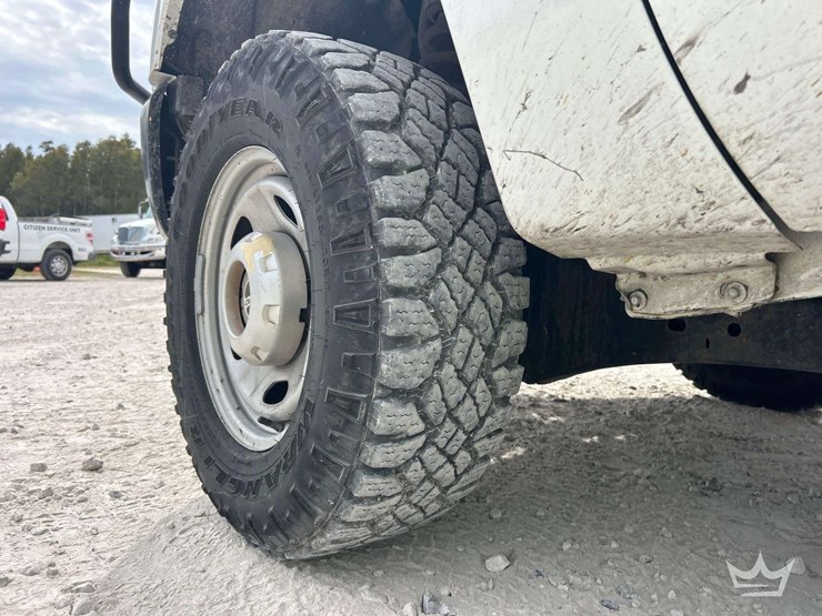 2014-ford-f250-image-36