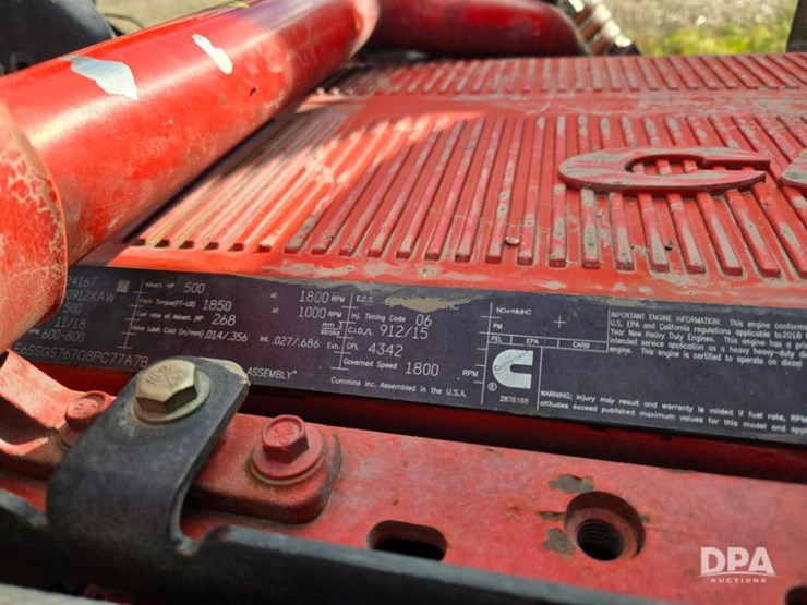 2019-kenworth-w900-image-10