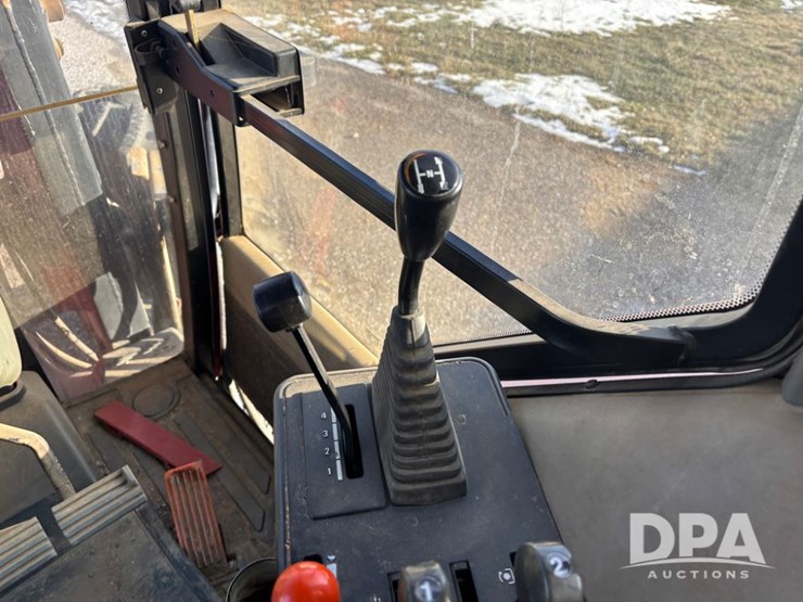 case-ih-5130-image-70