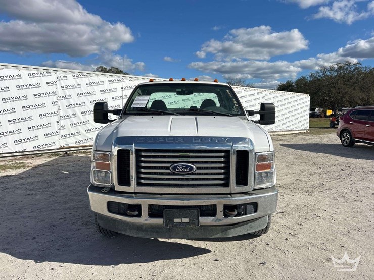 2008-ford-f350-image-30